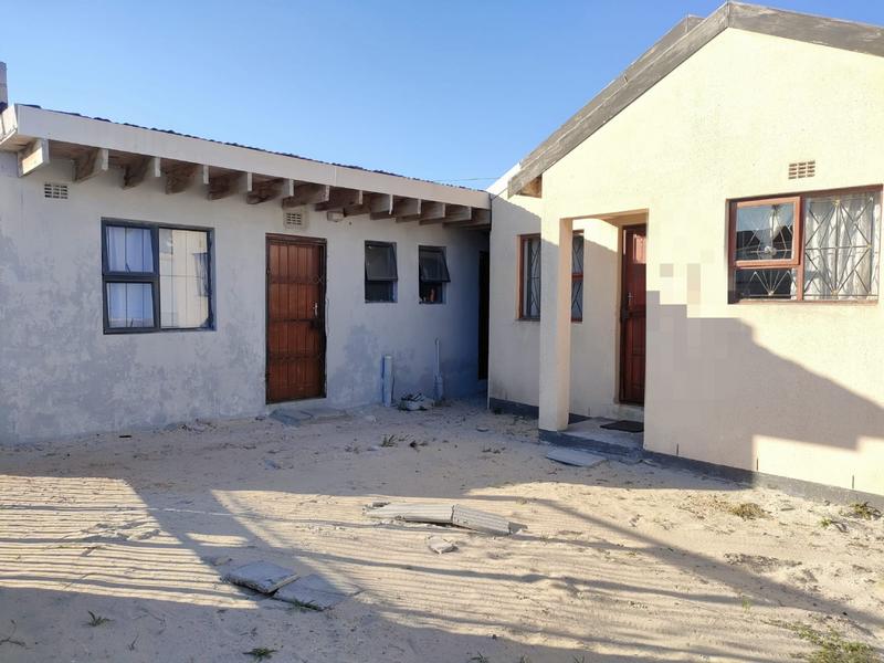 2 Bedroom Property for Sale in Ilitha Park Western Cape
